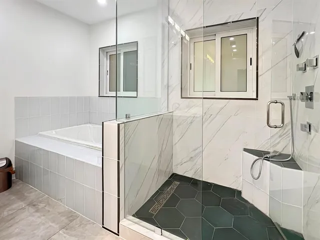 $636,000 | 1431 South Ocean Boulevard, Unit 28, Lauderdale-by-the-Sea, FL 33062