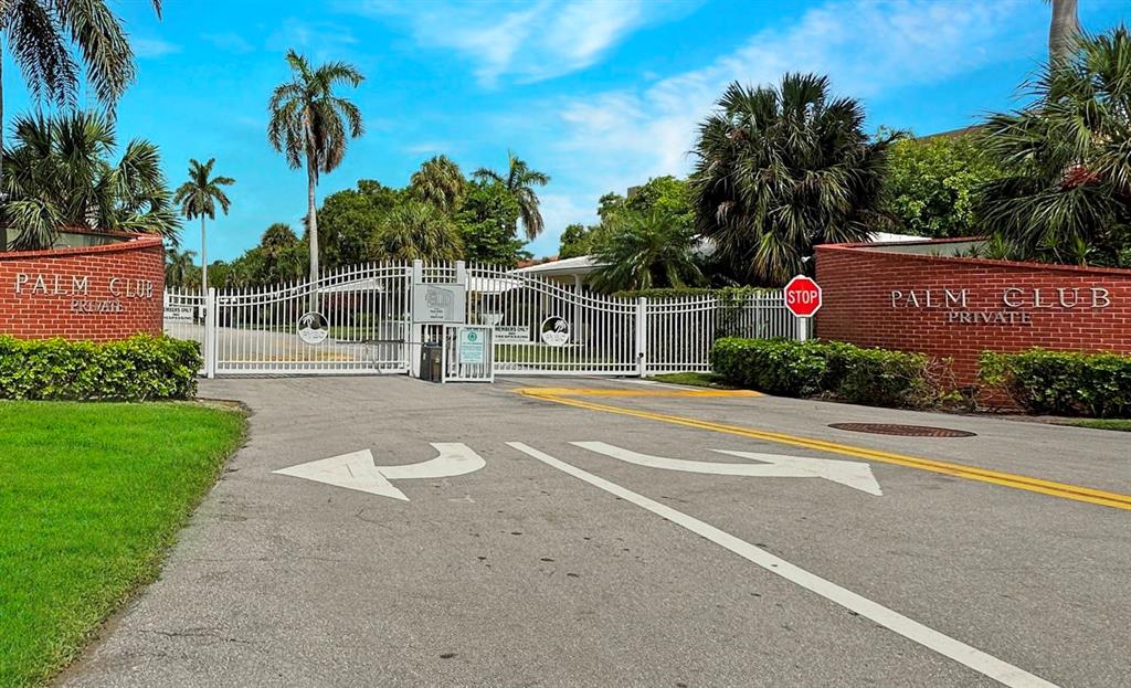 1431 South Ocean Boulevard, Unit 28 Lauderdale-by-the-Sea, FL 33062 - Photo 50 of 78 Main Entrance