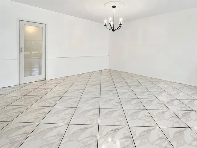 $636,000 | 1431 South Ocean Boulevard, Unit 28, Lauderdale-by-the-Sea, FL 33062