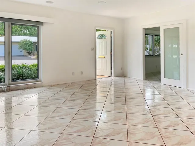 $636,000 | 1431 South Ocean Boulevard, Unit 28, Lauderdale-by-the-Sea, FL 33062