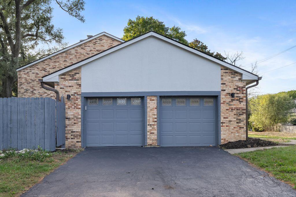 2687 Snouffer Road Columbus, OH 43235 - Photo 48 of 57 55_Snouffer-155
