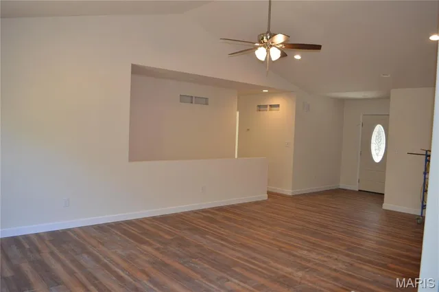 $349,900 | 1645 Brandywine Drive, De Soto, MO 63020