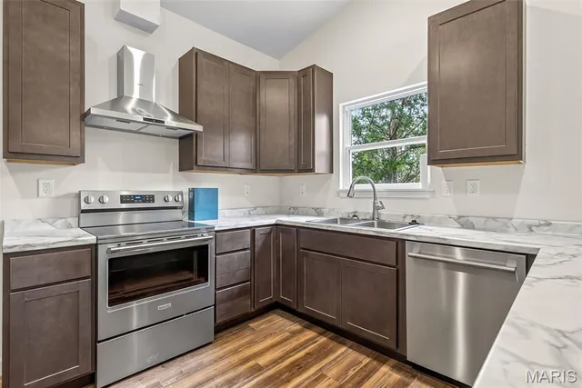 $349,900 | 1645 Brandywine Drive, De Soto, MO 63020