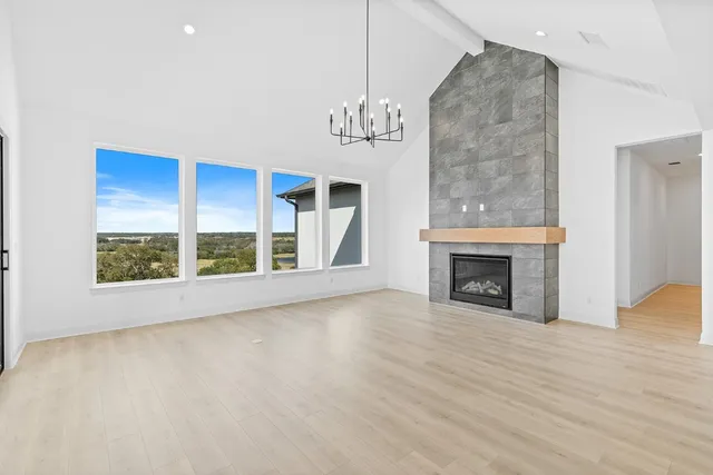 $1,039,900 | 300 Yaklin Drive, Liberty Hill, TX 78642