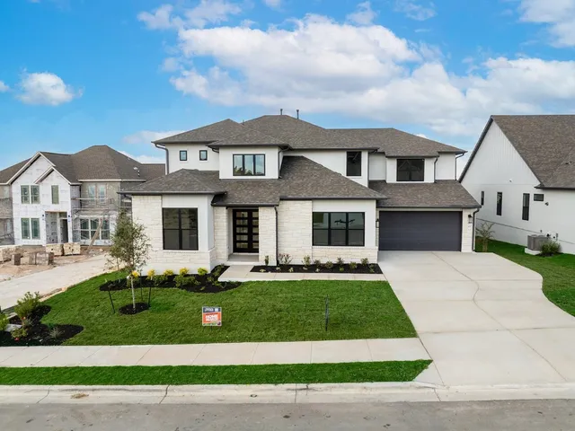 $1,039,900 | 300 Yaklin Drive, Liberty Hill, TX 78642