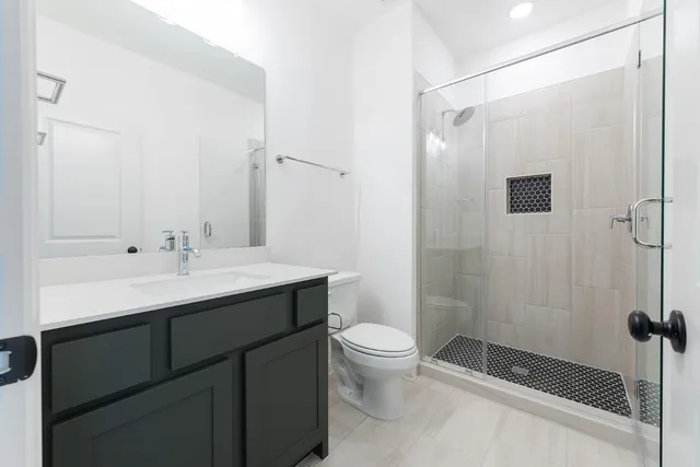 $1,039,900 | 300 Yaklin Drive, Liberty Hill, TX 78642