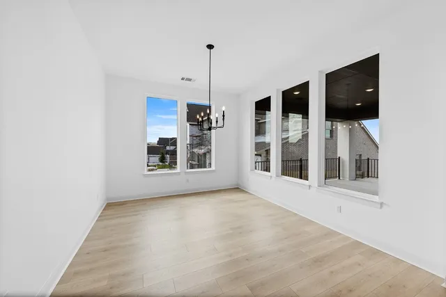 $1,039,900 | 300 Yaklin Drive, Liberty Hill, TX 78642