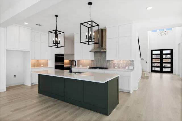 $1,039,900 | 300 Yaklin Drive, Liberty Hill, TX 78642