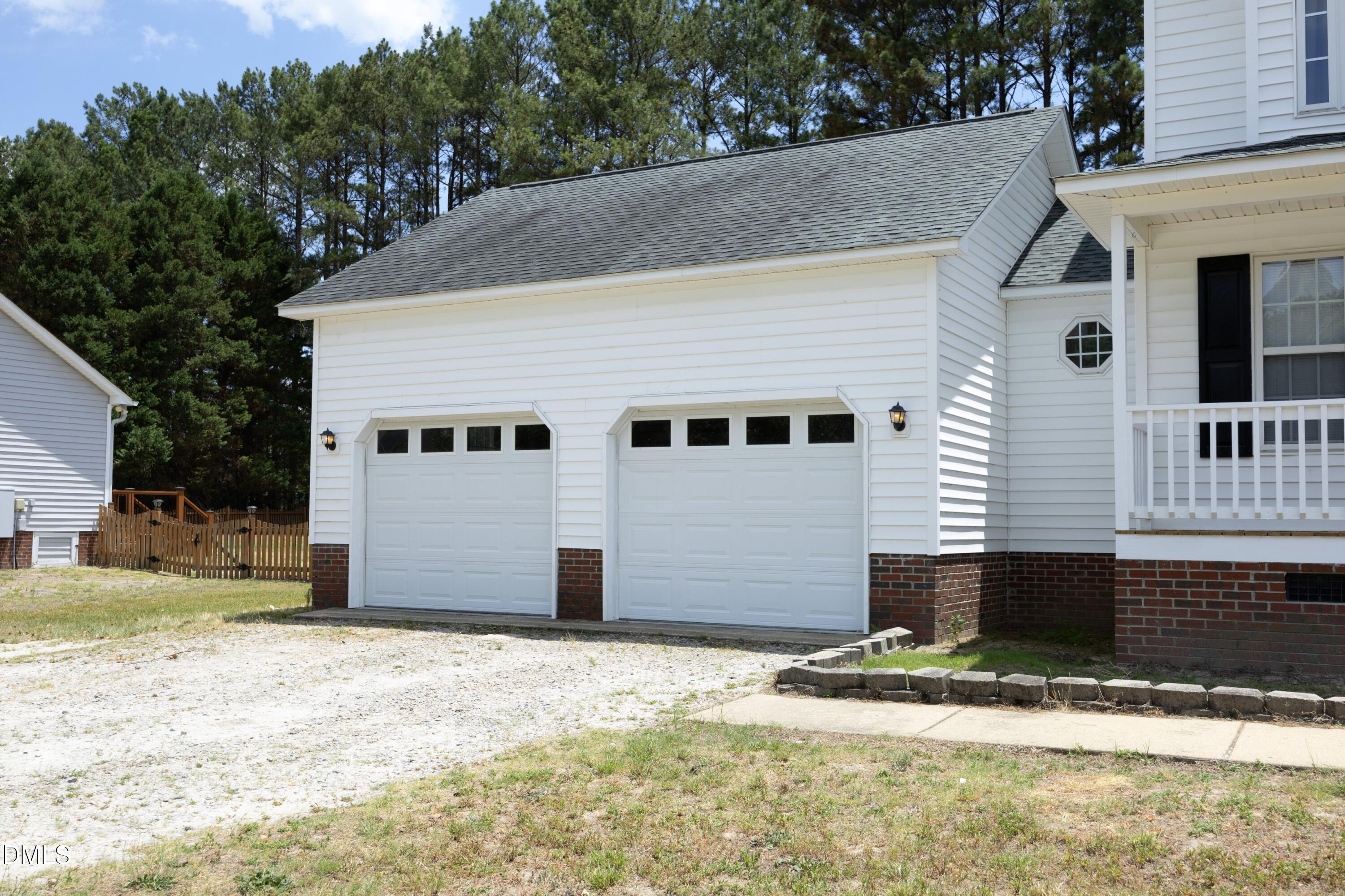 1625 Tall Cane Circle Willow Spring, NC 27592 - Photo 5 of 39