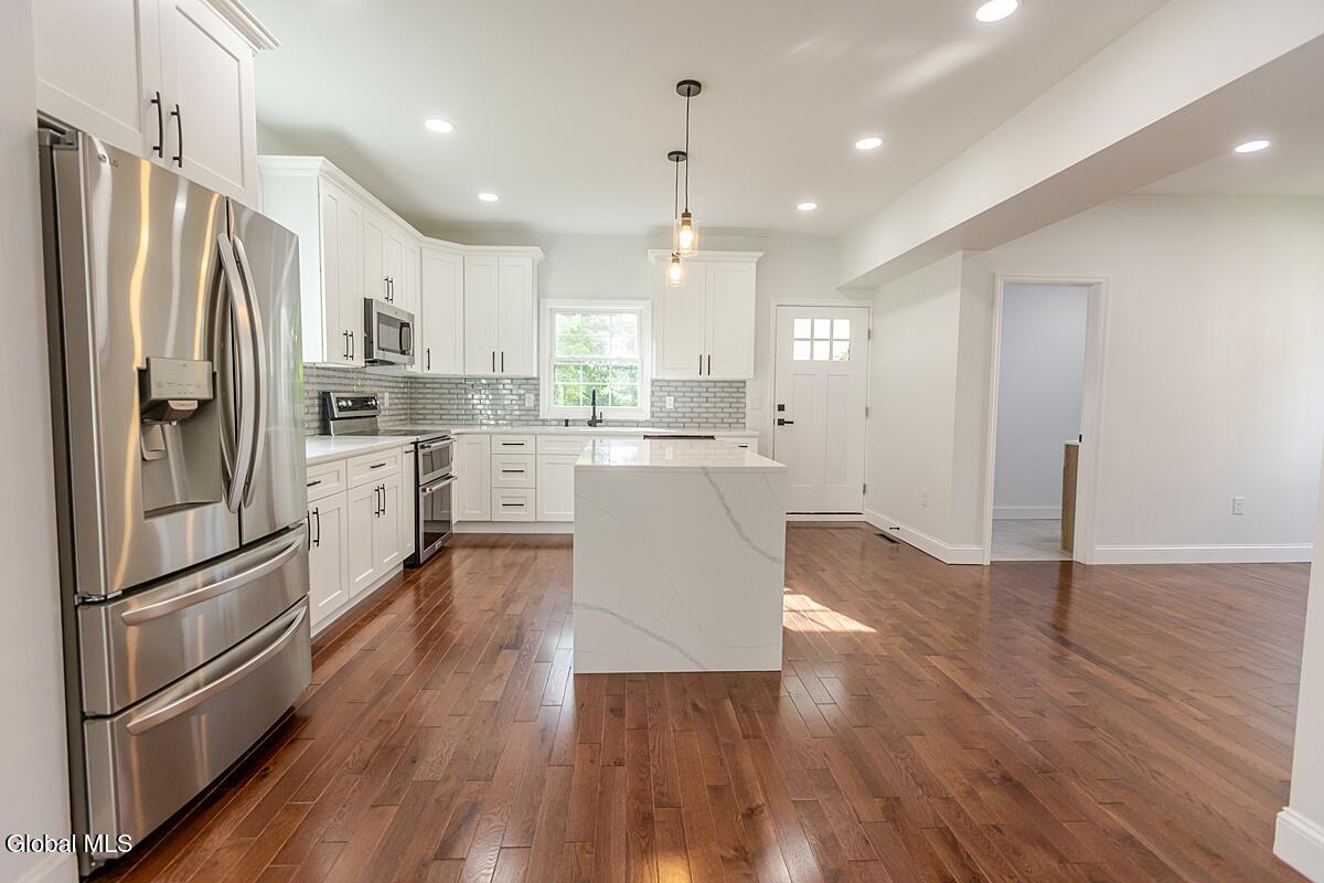 1659 Lenox Road Schenectady, NY 12308 - Photo 23 of 64 CBP-12