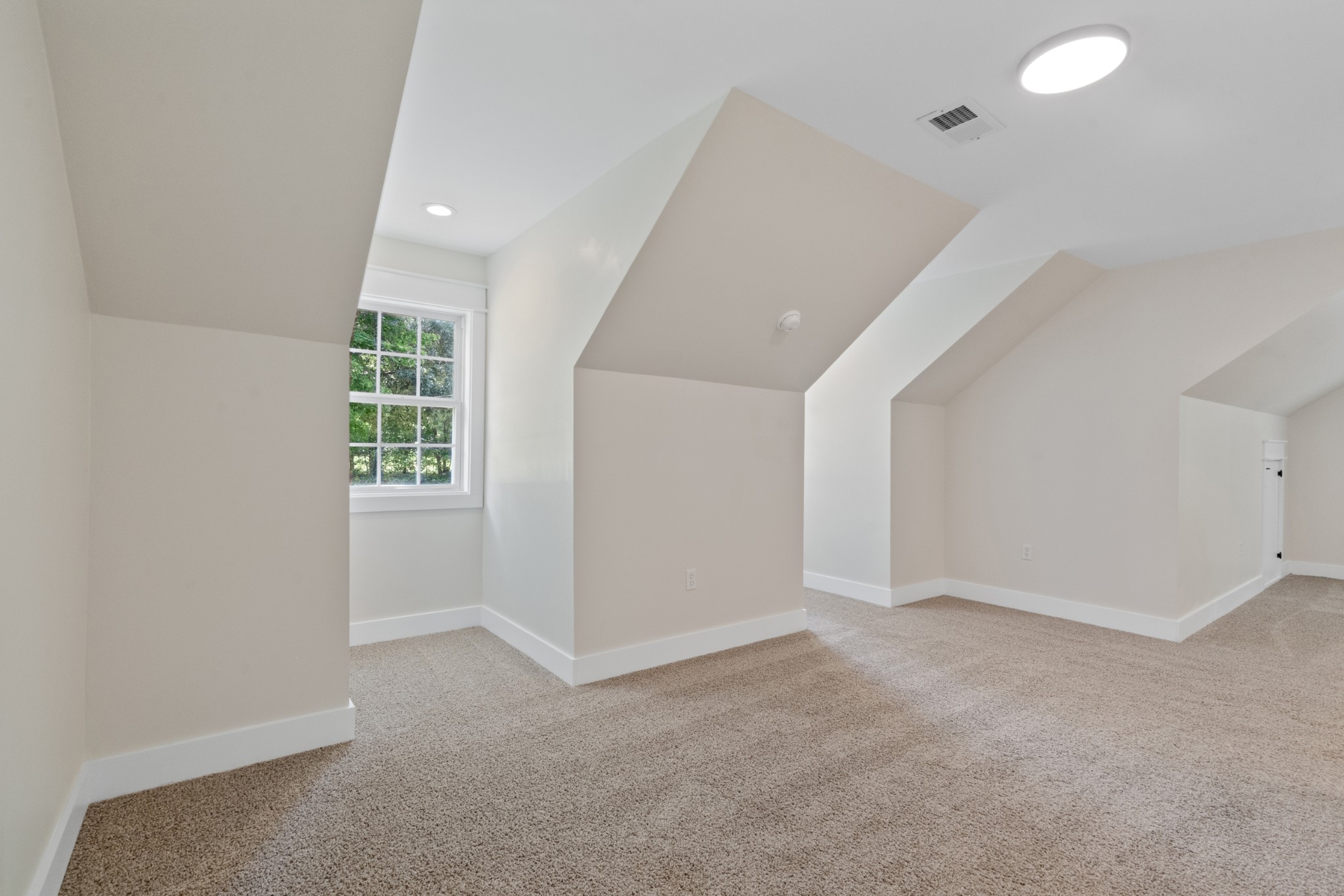 1099 Old County House Road Charlotte, TN 37036 - Photo 31 of 47