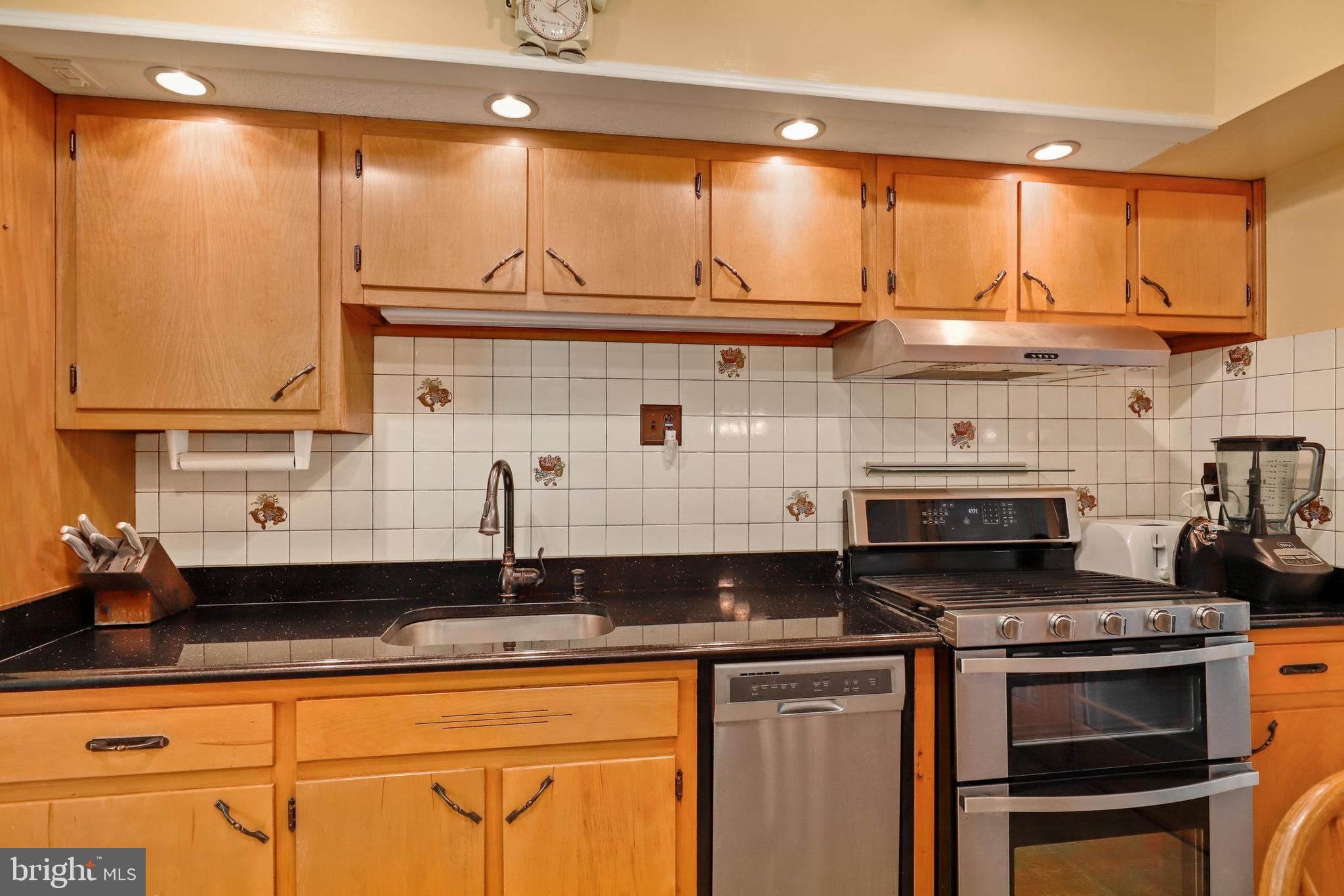 1207 Hillcrest Road Odenton, MD 21113 - Photo 14 of 46 Gallery Image 14