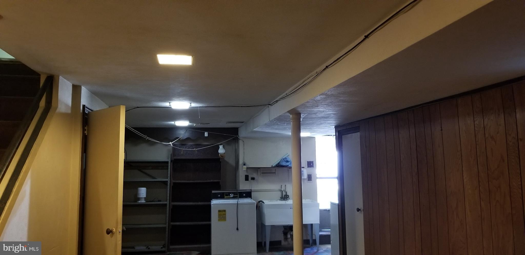 4039 Vernon Road Drexel Hill, PA 19026 - Photo 15 of 39