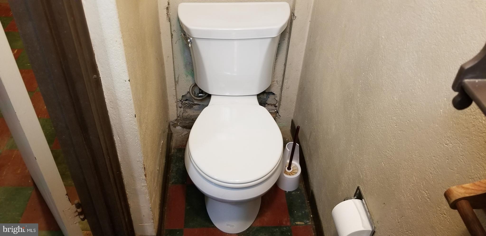 4039 Vernon Road Drexel Hill, PA 19026 - Photo 17 of 39