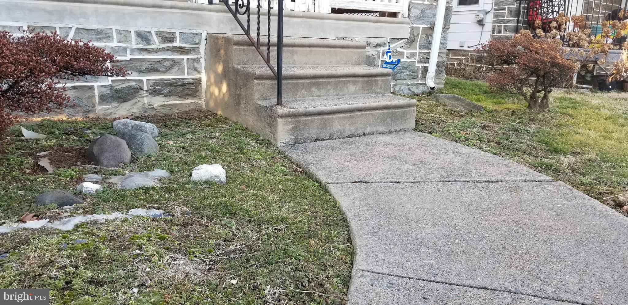 4039 Vernon Road Drexel Hill, PA 19026 - Photo 5 of 39