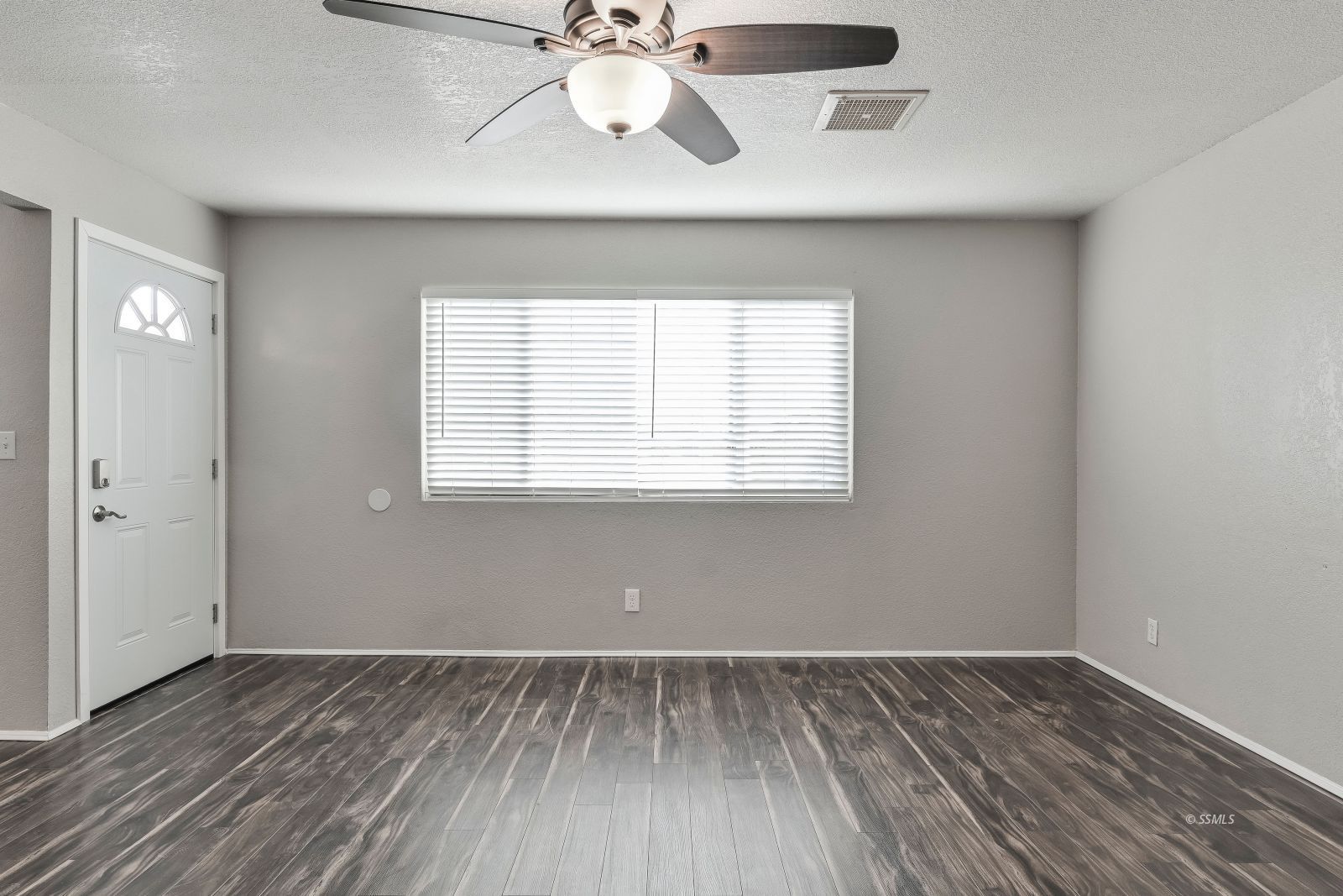 1129 South McCall Street Ridgecrest, CA 93555 - Photo 9 of 27
