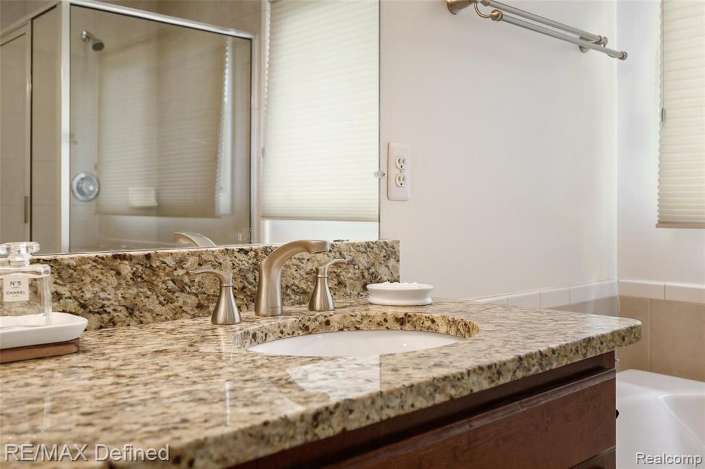 116 Scarborough Lane Rochester Hills, MI 48306 - Photo 34 of 53