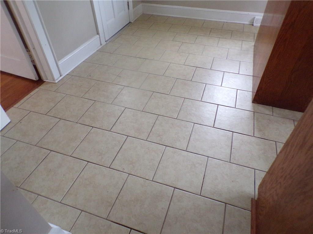 503 Providence Road Graham, NC 27253 - Photo 6 of 19 Gallery Image 6