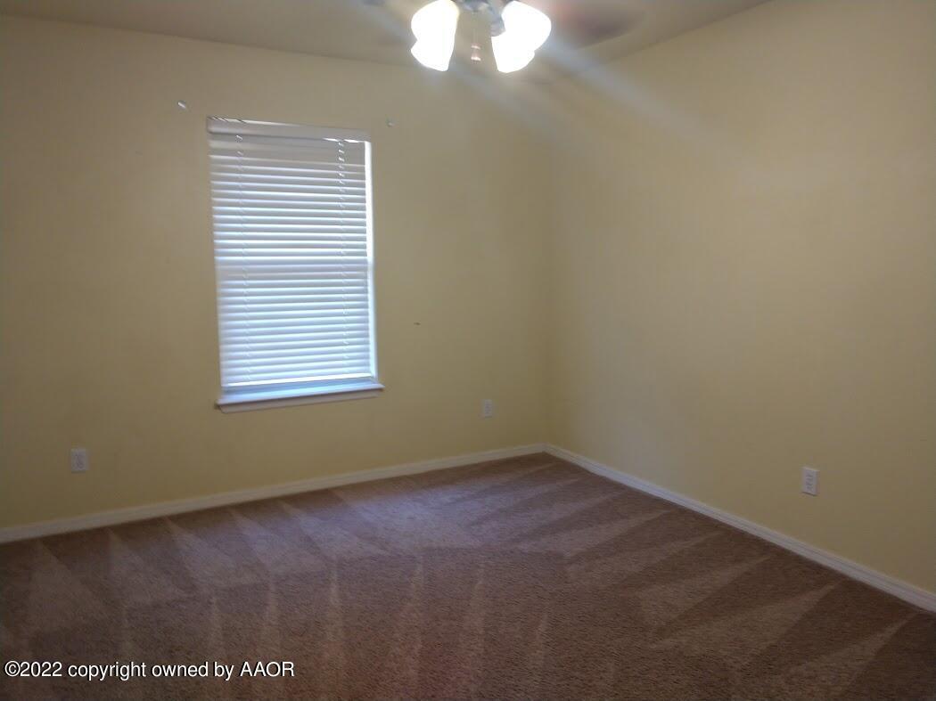 8115 Indian Trail Amarillo, TX 79110 - Photo 11 of 24 8115 j