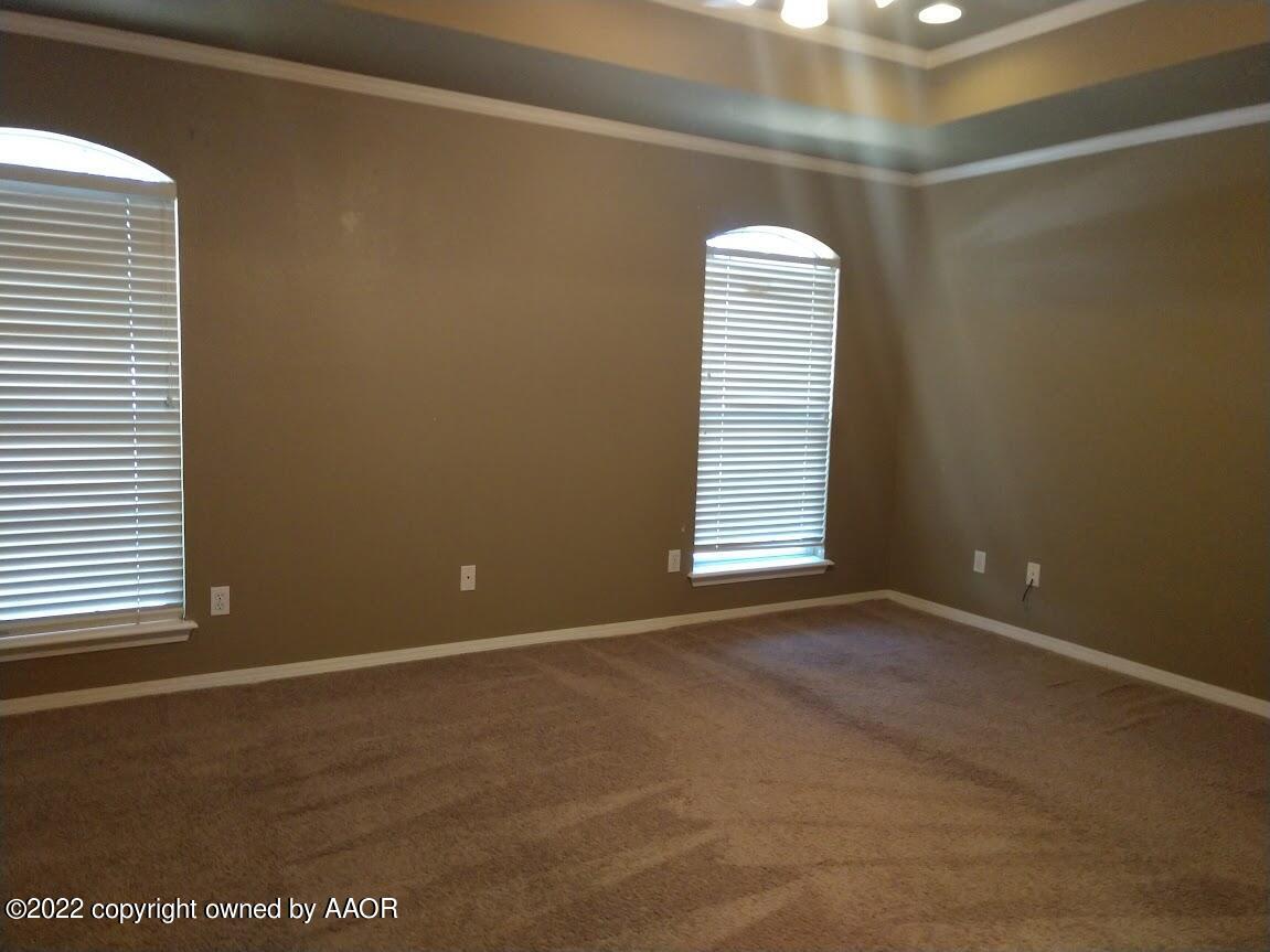 8115 Indian Trail Amarillo, TX 79110 - Photo 5 of 24 8115 d