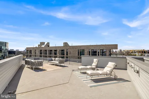 $800,000 | 1102 North 2nd Street, Unit C, Philadelphia, PA 19123