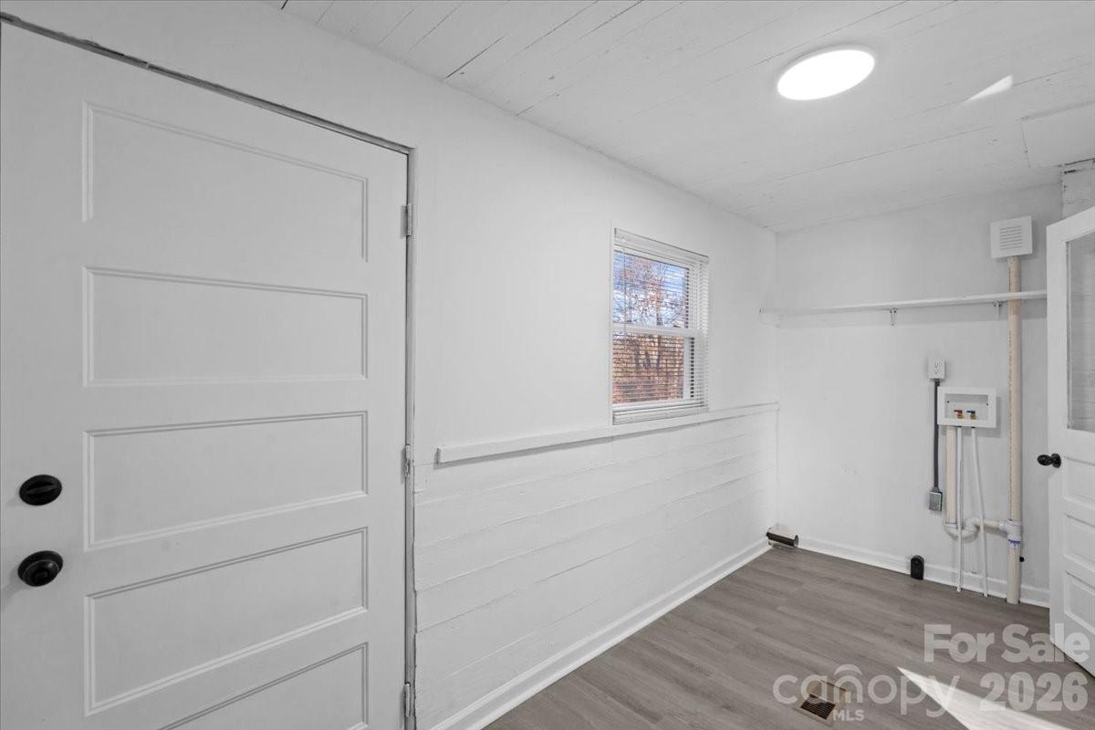 2217 Old Shelby Road Hickory, NC 28602 - Photo 19 of 20 a view of an empty room