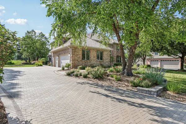 $774,900 | 641 Mason Lane, Lake In The Hills, IL 60156