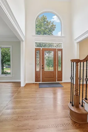 $774,900 | 641 Mason Lane, Lake In The Hills, IL 60156