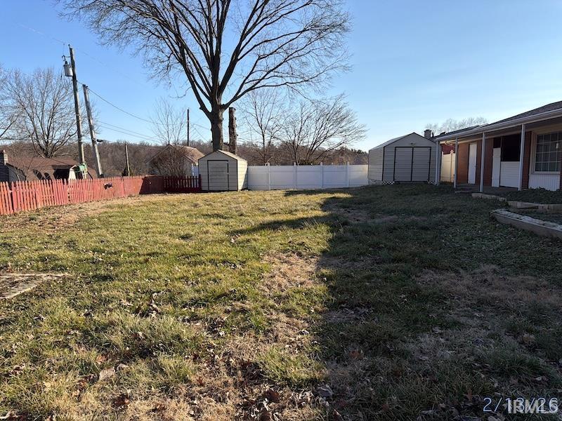 534 15th Street Tell City, IN 47586 - Photo 4 of 16
