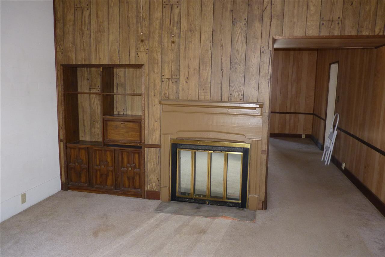 3836 Old Beulah Road Selma, NC 27576 - Photo 8 of 25 Living Room