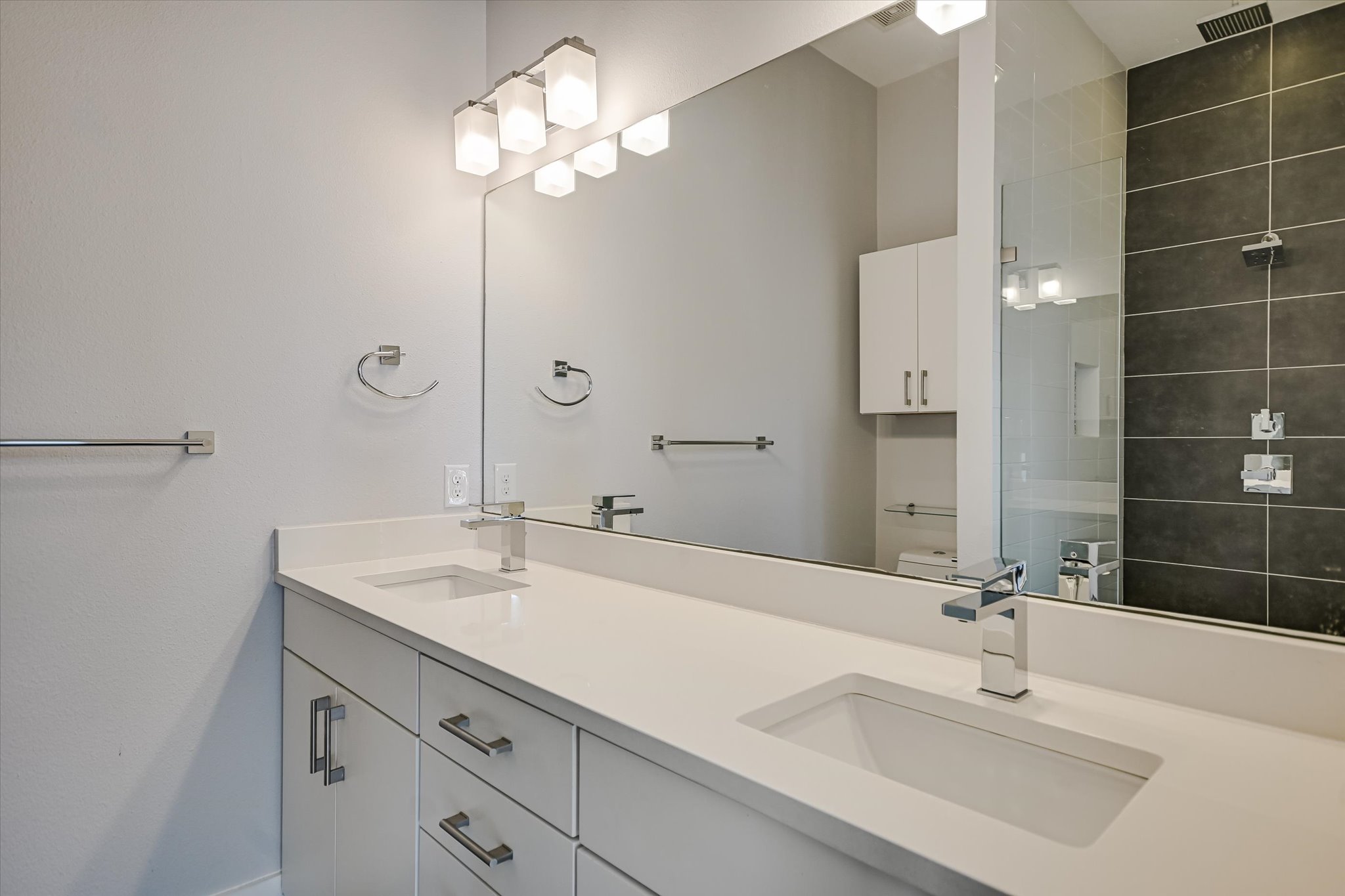 1131 Mason Avenue, Unit A Austin, TX 78721 - Photo 12 of 20