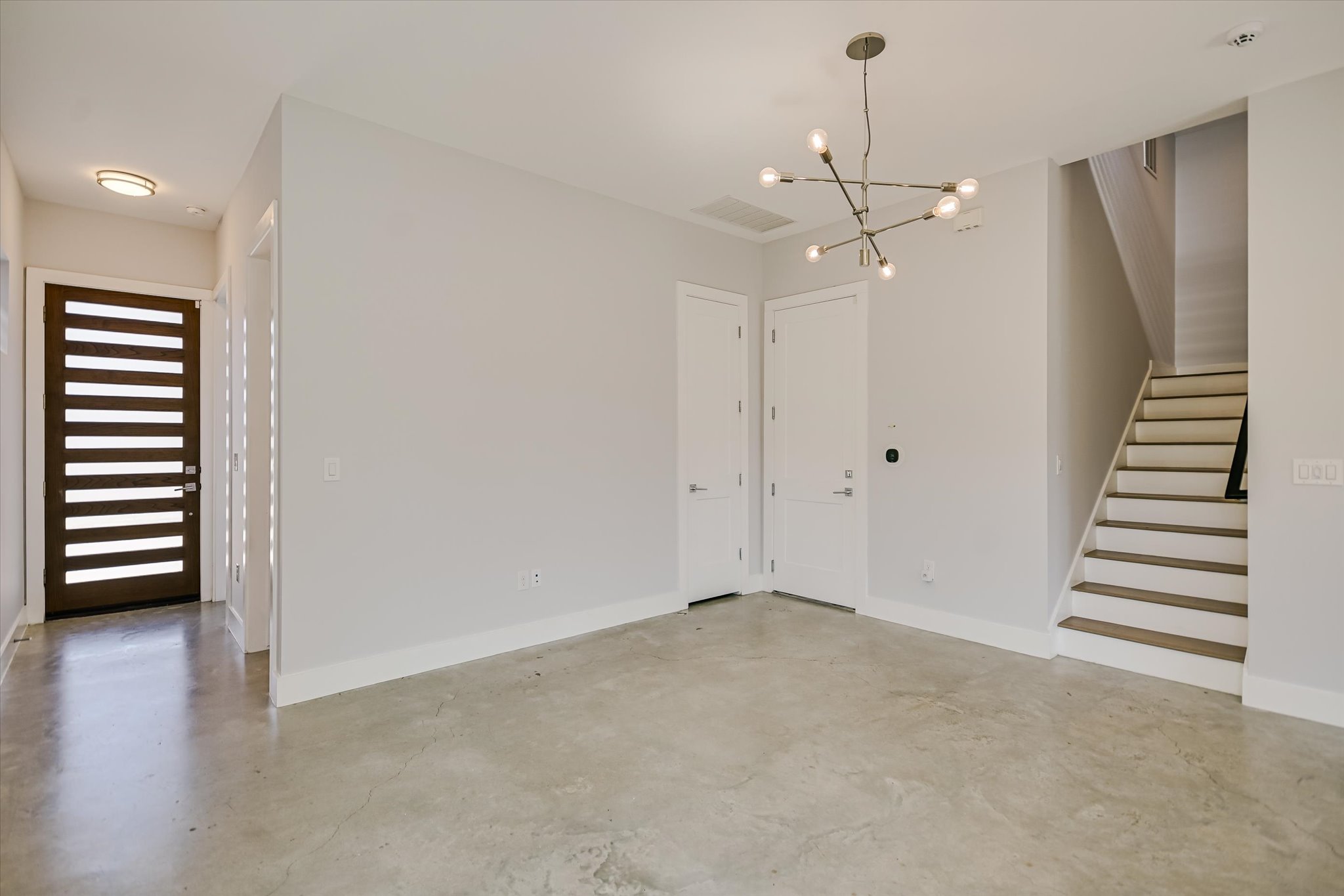 1131 Mason Avenue, Unit A Austin, TX 78721 - Photo 4 of 20