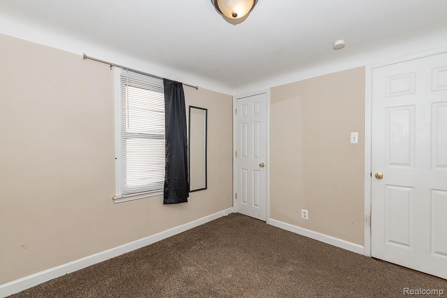 1930 Romeo Street Ferndale, MI 48220 - Photo 12 of 15 DSC_7486.jpg