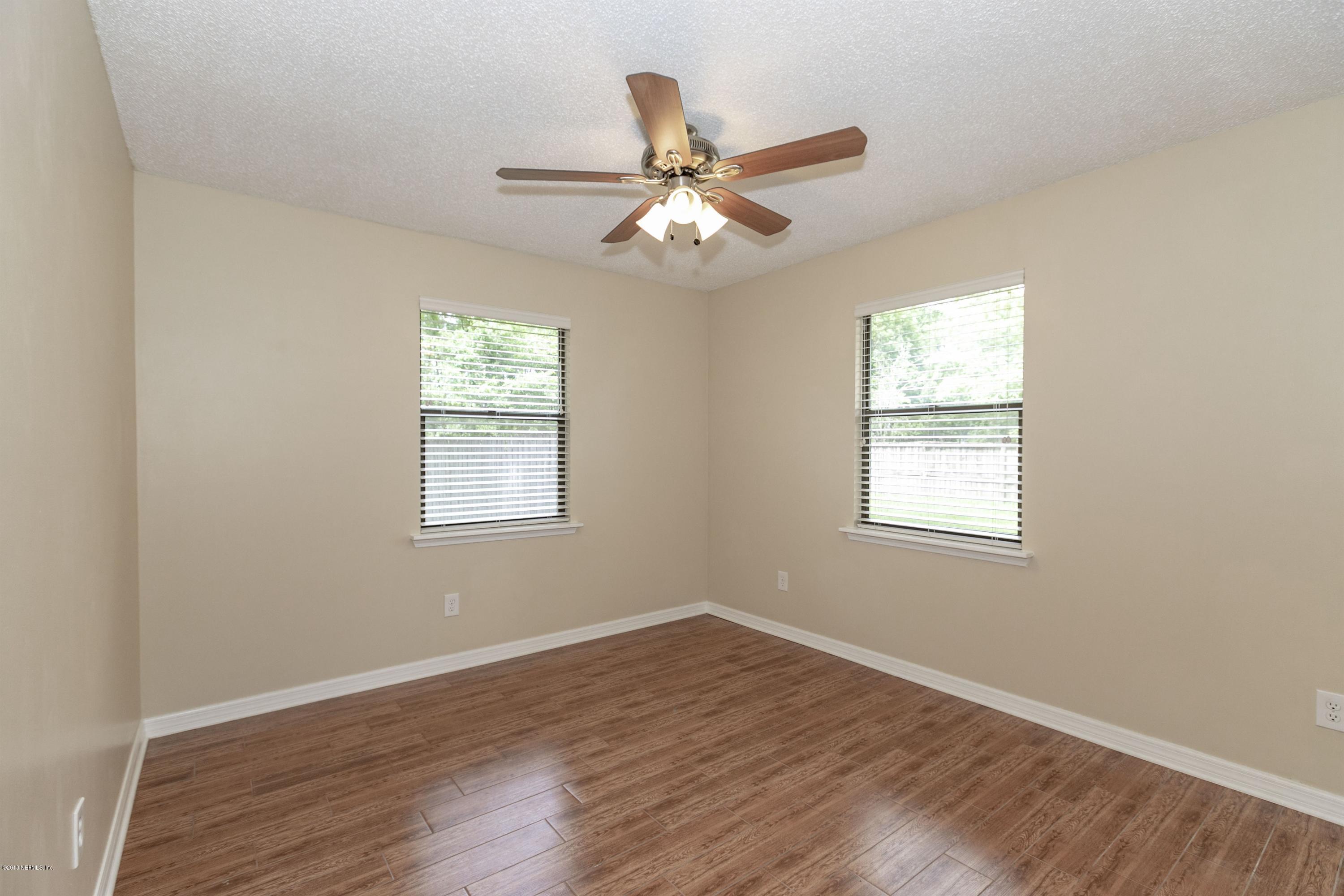 8143 Crosswind Road Jacksonville, FL 32244 - Photo 4 of 20 010_Bedroom
