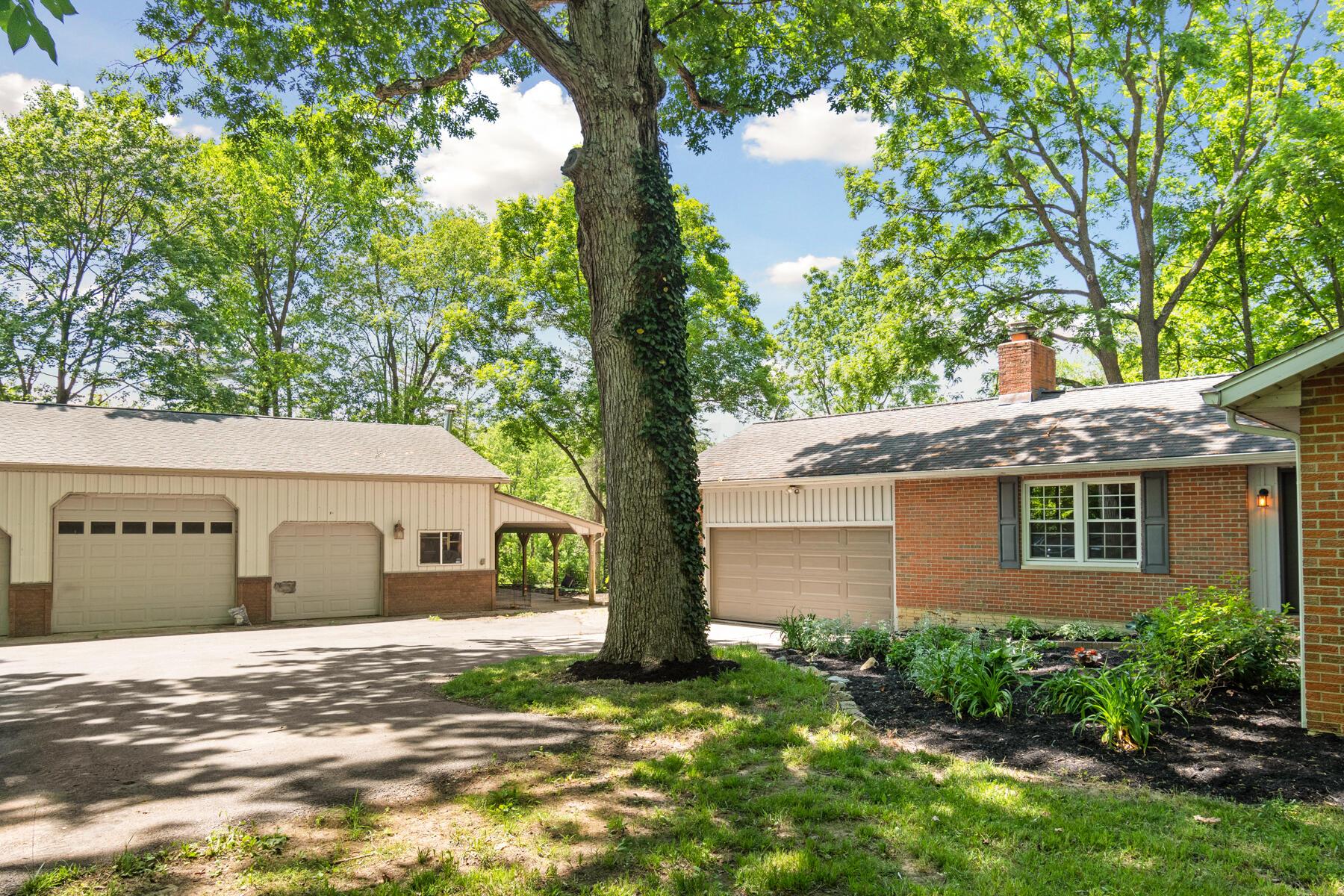 150 Penry Road Delaware, OH 43015 - Photo 3 of 61 3-web-or-mls-150 Penry Rd-103
