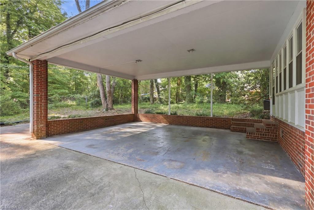 1056 Cantering Road High Point, NC 27262 - Photo 33 of 33