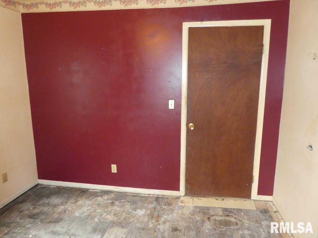 1813 East Keys Avenue Springfield, IL 62702 - Photo 9 of 11