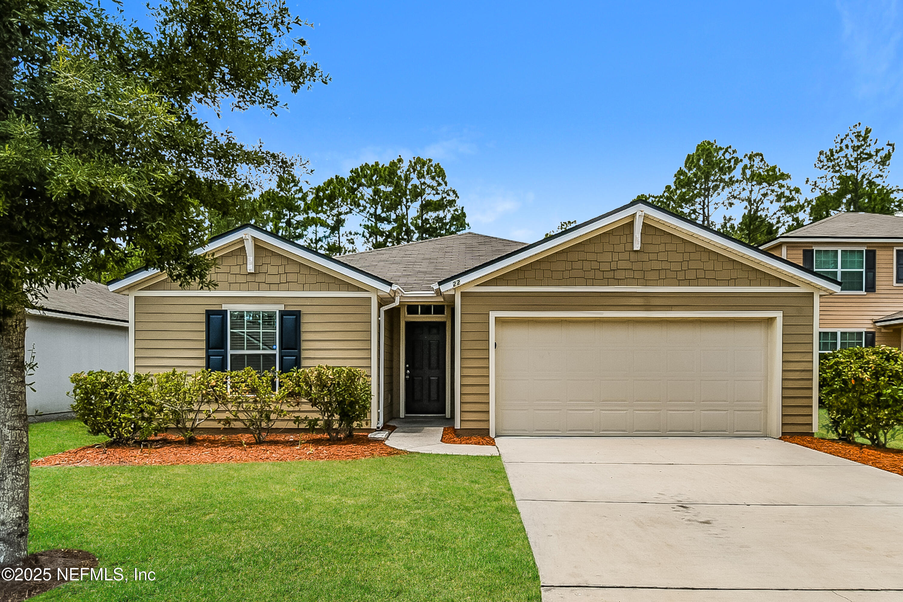 1016159.22 Pullman Circle - Front View