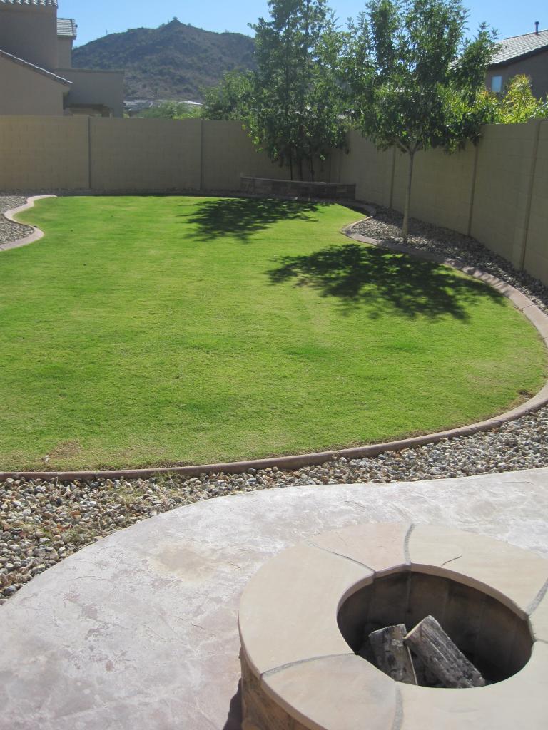 6856 West Ridgeline Road Peoria, AZ 85383 - Photo 16 of 18 Back Grass Yard