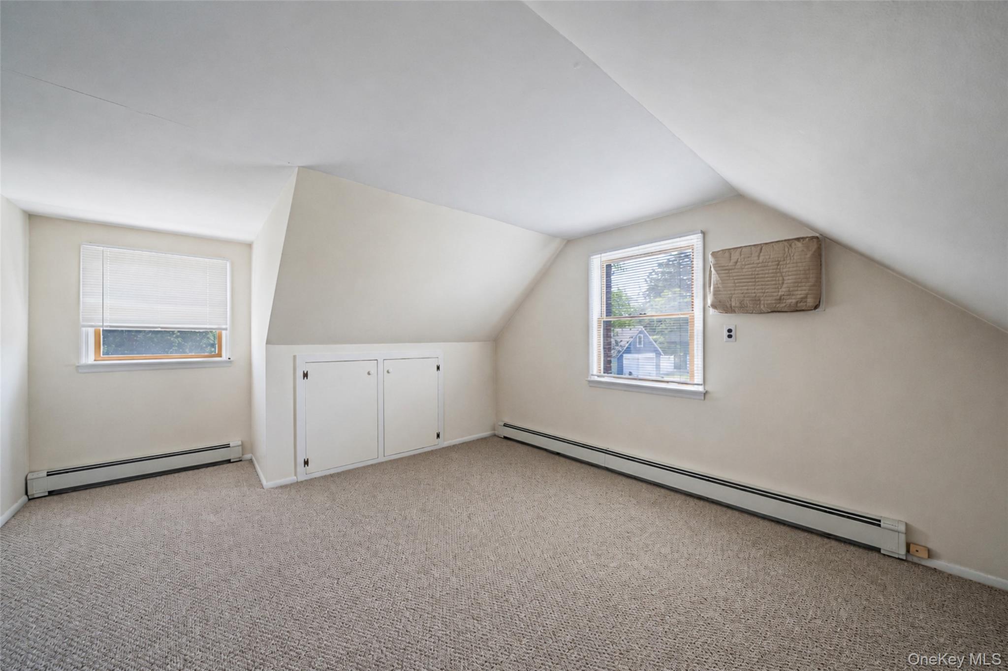 376 South Country Road East Patchogue, NY 11772 - Photo 28 of 36