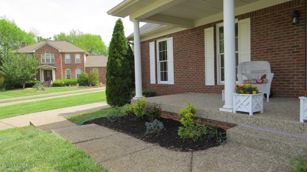 8328 Lacevine Road Louisville, KY 40220 - Photo 32 of 38 IMG_0012