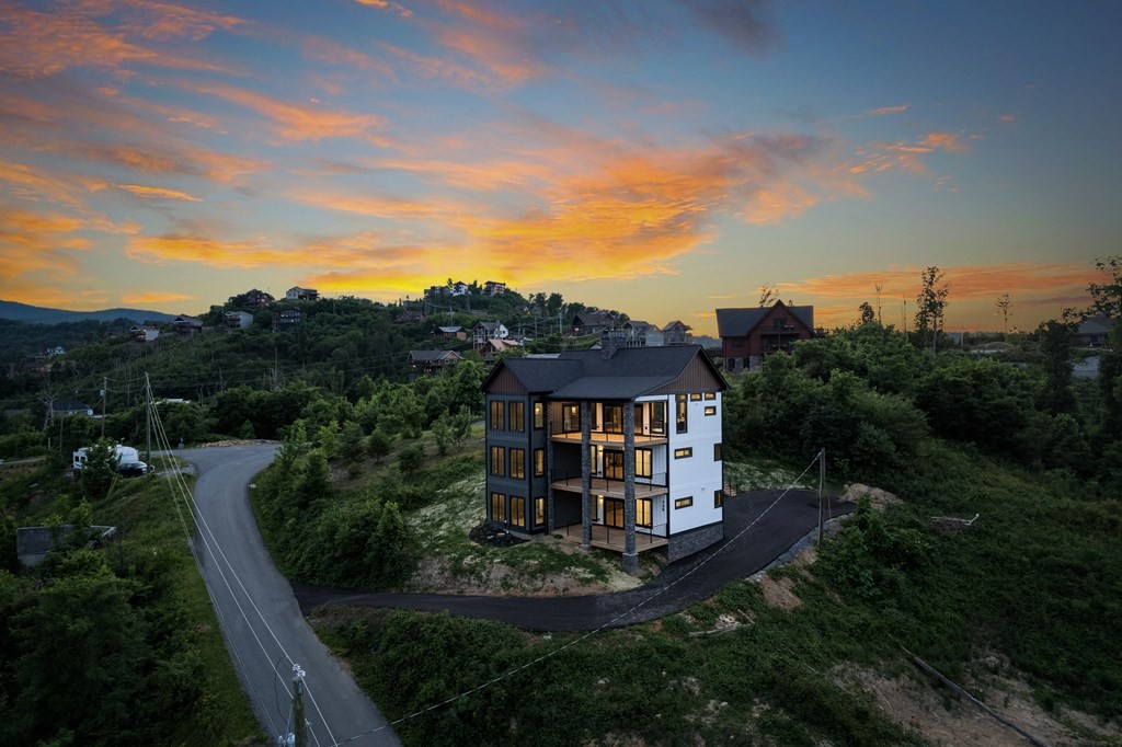 739 Village Loop Road Gatlinburg, TN 37738 - Photo 70 of 72 Gallery Image 70