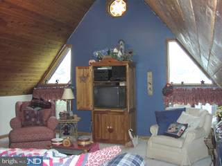 12 Davis Street Pemberton, NJ 08068 - Photo 4 of 6 Gallery Image 4