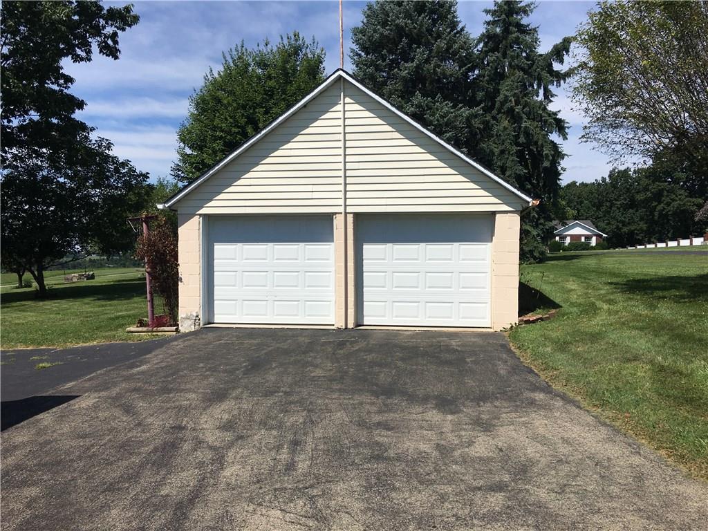 4446 Ellwood Road New Castle, PA 16101 - Photo 5 of 20 Gallery Image 5