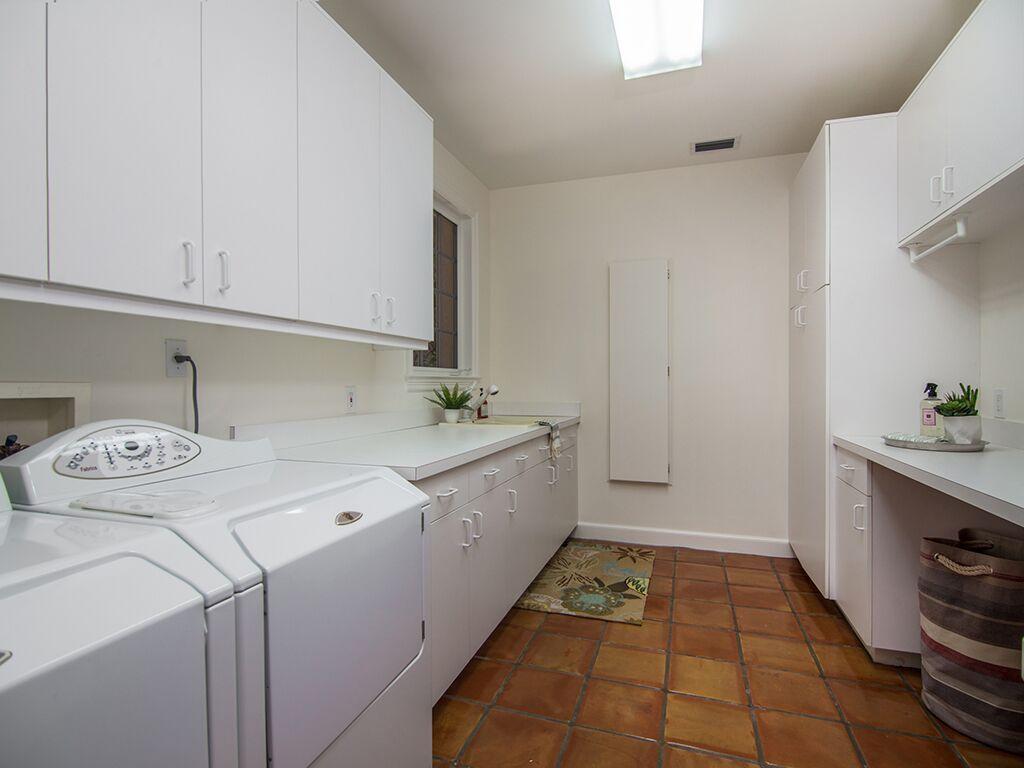 71 North River Road Sewall's Point, FL 34996 - Photo 74 of 74 LAUNDRY ROOM
