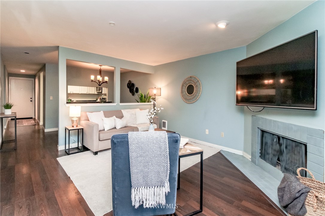 2507 Northeast 4th Street, Unit 317 Renton, WA 98056 - Photo 8 of 16
