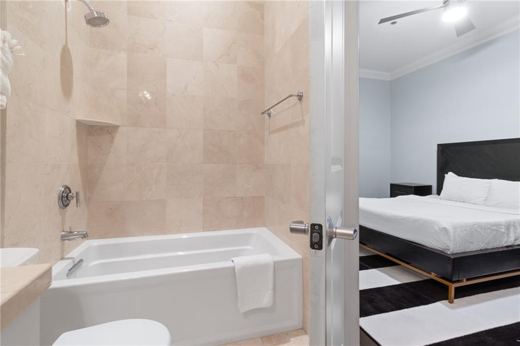 220 Decatur Street, Unit 204 New Orleans, LA 70130 - Photo 13 of 17 Gallery Image 13