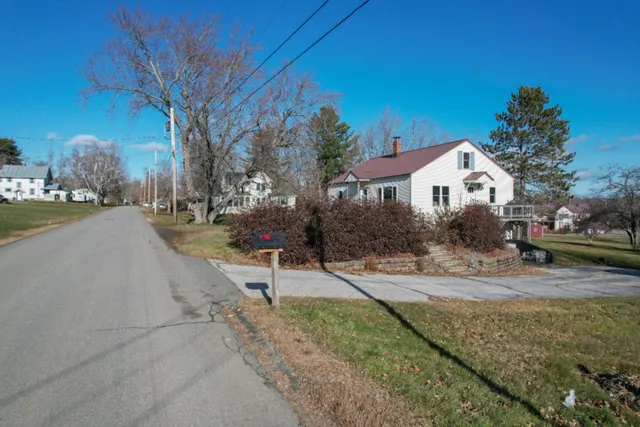 $265,000 | 36 Ireland Avenue, Corinna, ME 04928