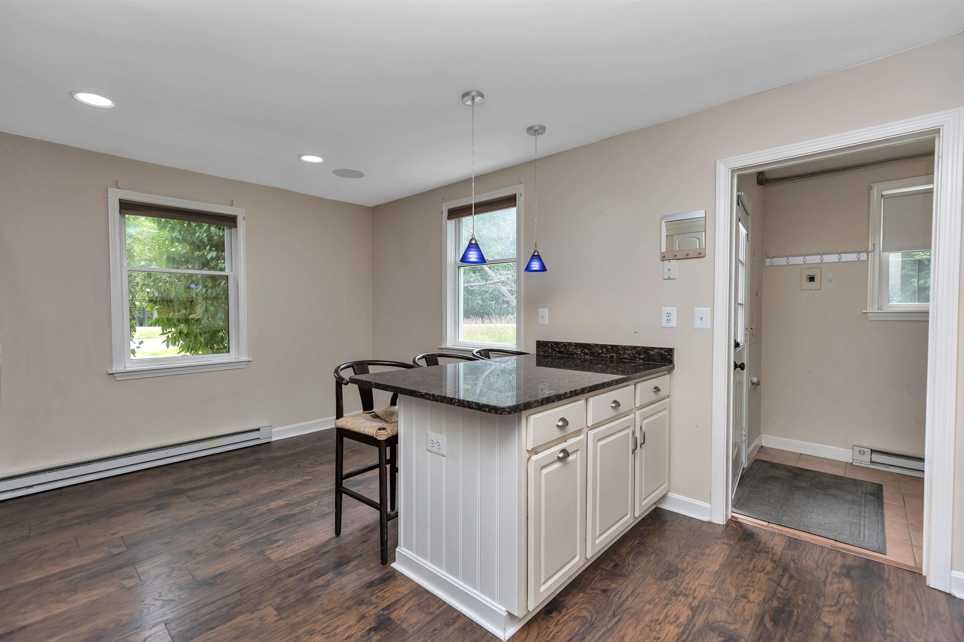 2 Chestnut Circle Merrimack, NH 03054 - Photo 12 of 35