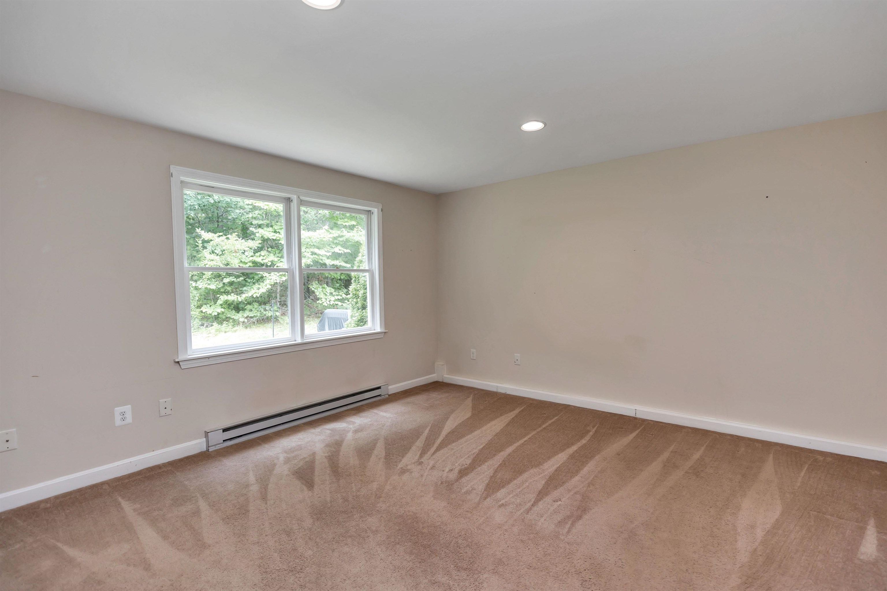 2 Chestnut Circle Merrimack, NH 03054 - Photo 17 of 35